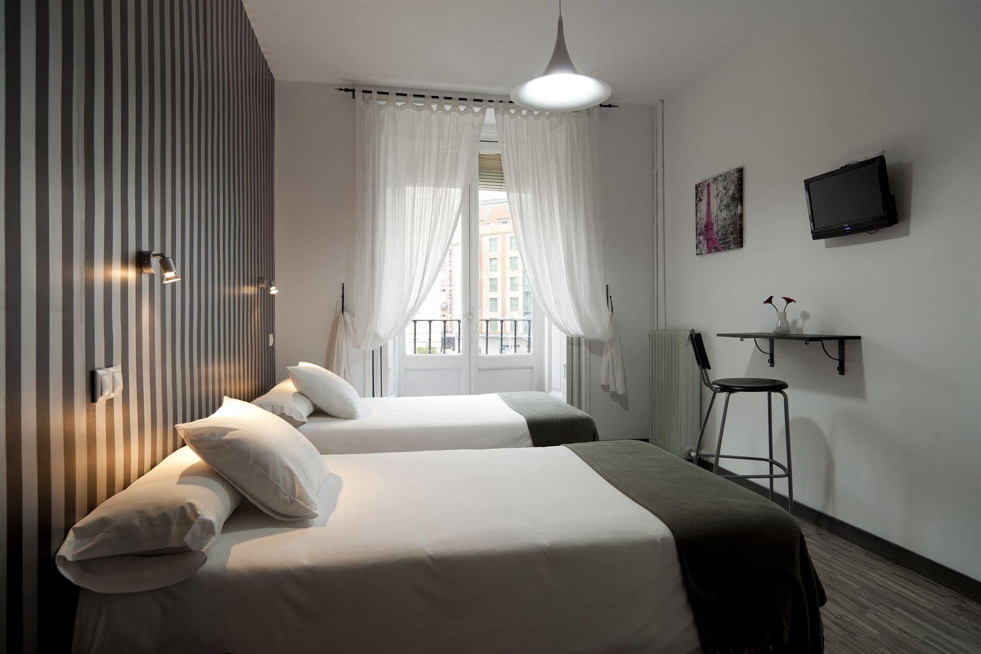 Hostal Gala Madrid Eksteriør bilde