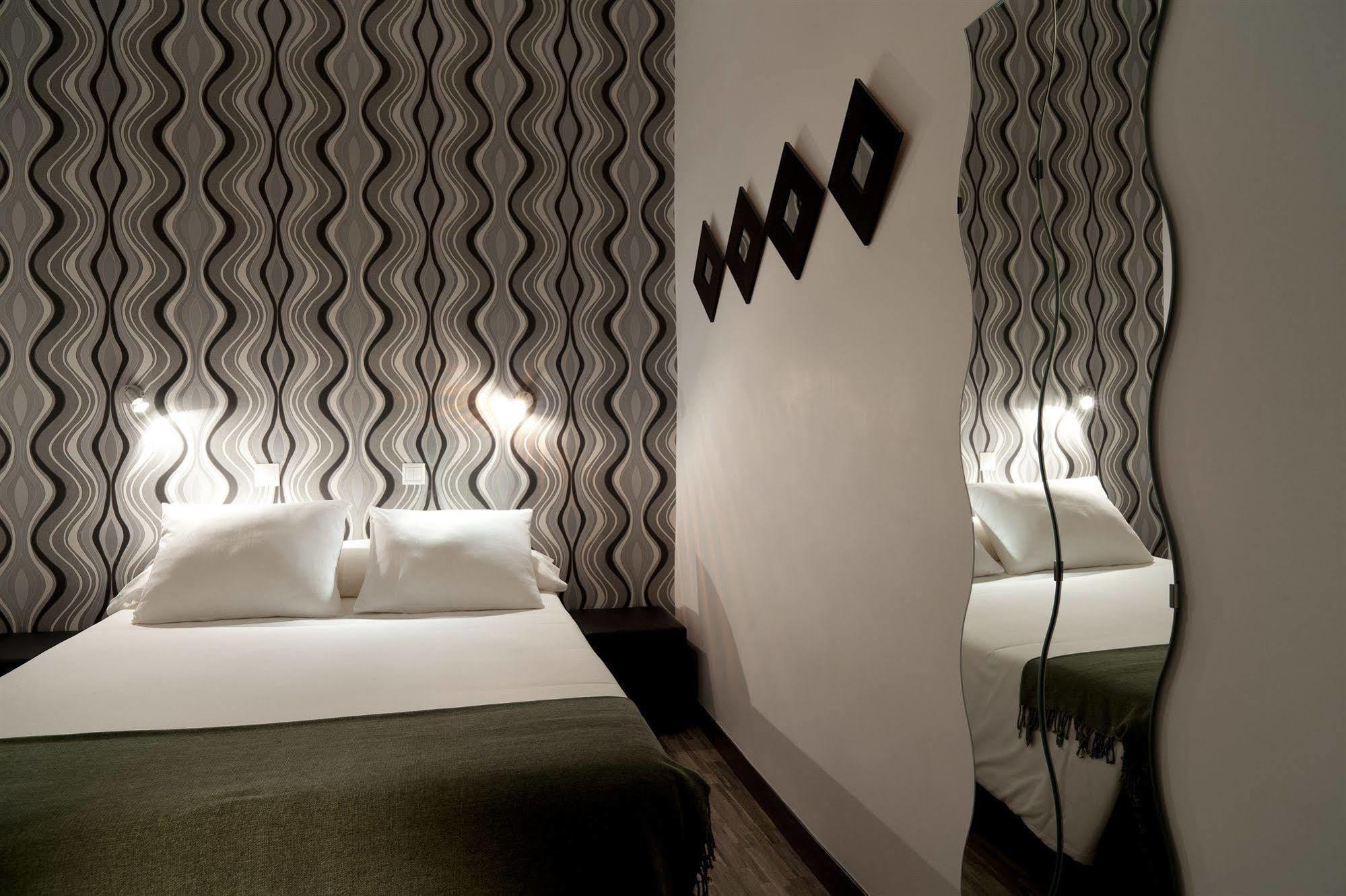 Hostal Gala Madrid Eksteriør bilde
